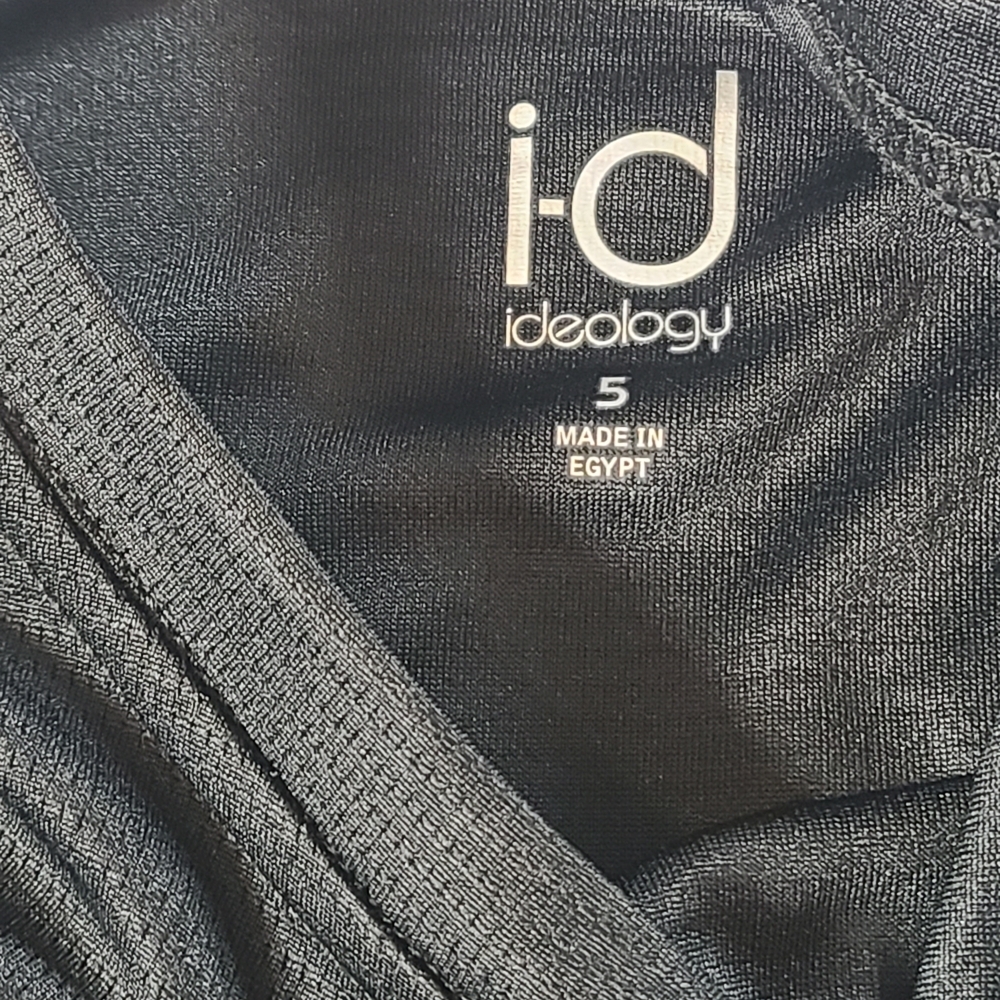 Ideology Kids Black Athletic T-Shirt NWT Size 5 - Picture 4 of 9